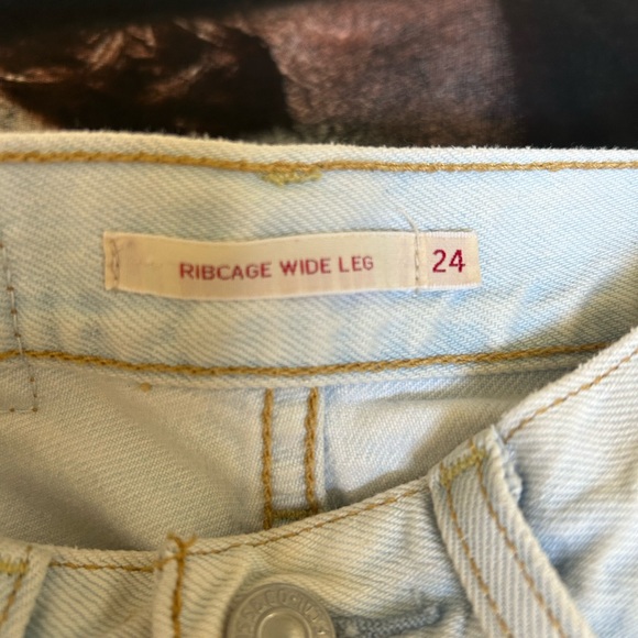 Levi’s rib cage wide leg sz 24 - Picture 6 of 6